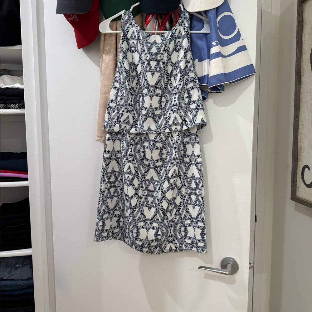 Banana Republic Blue and White Patterned Dress
